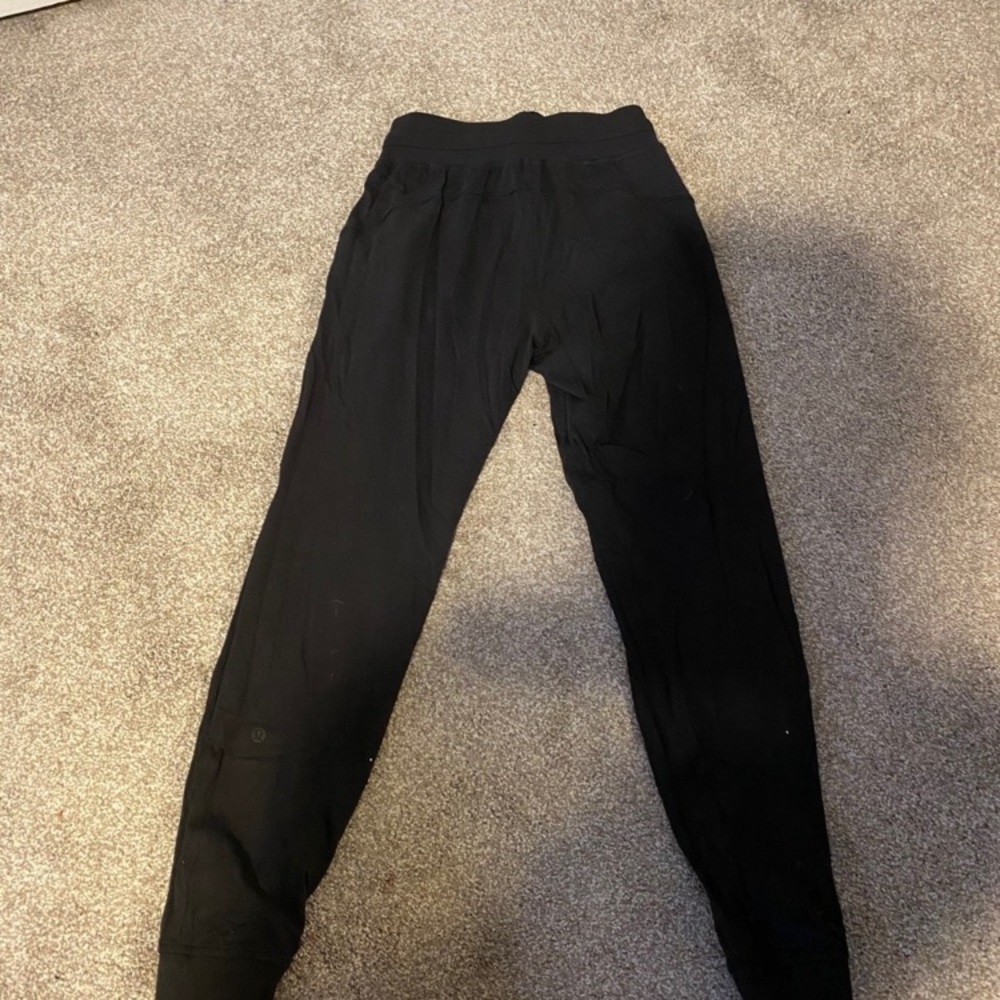 Lululemon joggers